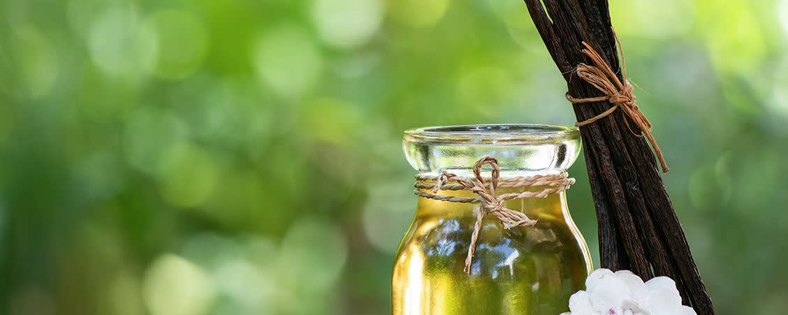 Lemur International Inc Organic Ylang Ylang Complete - Essential Oil (LM2214) banner